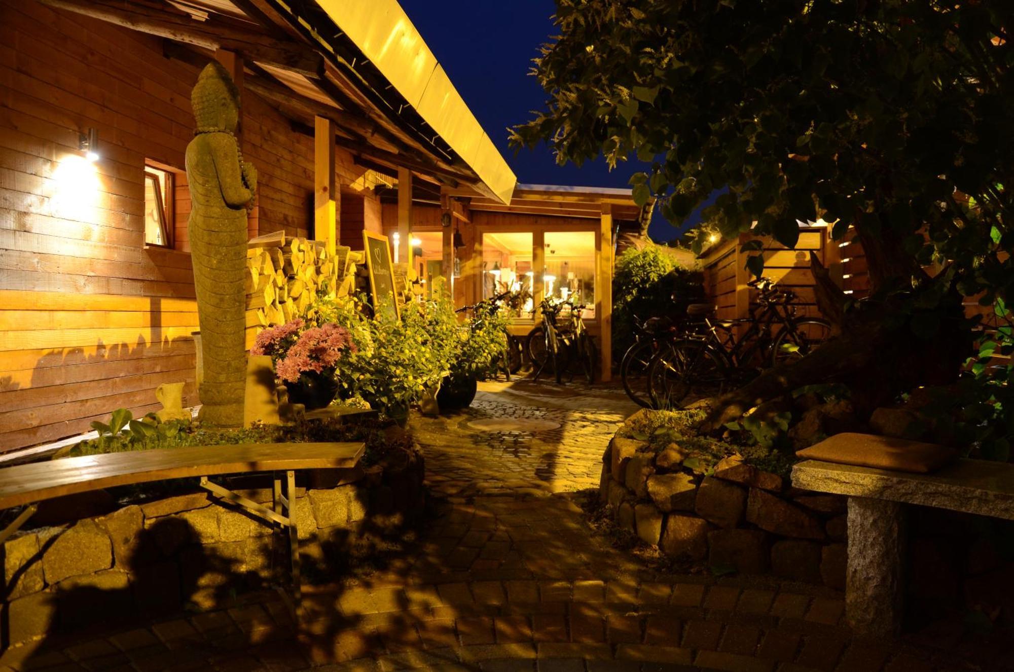 Aparthotel & Seminarhaus Wolkentor Halle  Екстер'єр фото